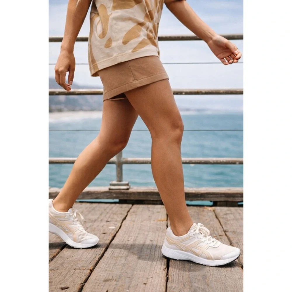 EUC Asics‎ Gel Contend 6 Twist Running Training Sneakers 1012A671 Beige Women 8